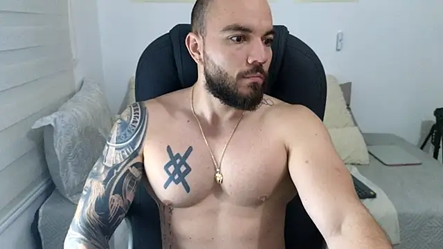 Isaac Carter online show from October 2, 2025, 11:02 am