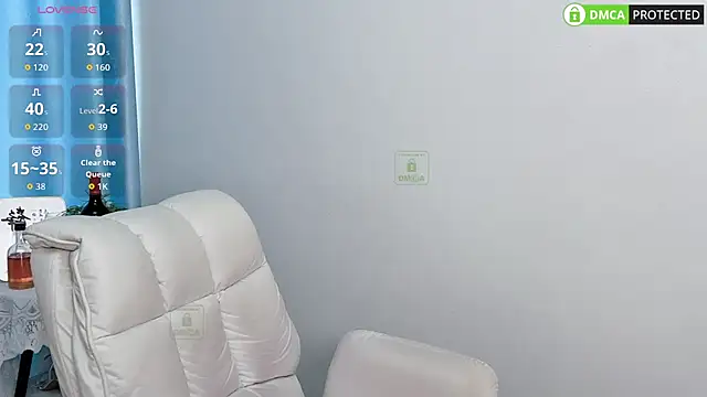 Dewluna online show from October 13, 2025, 2:57 am