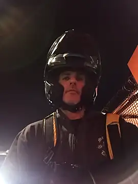 Fzssp online show from March 18, 2026, 1:31 am