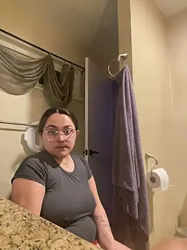 sexy milfbell online show from March 11, 2025, 12:06 pm