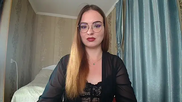 Snapshot of Leila_Kissyu chatting on September 11, 2025, 1:22 pm Leila Kissyu online show from September 11, 2025, 1:22 pm
