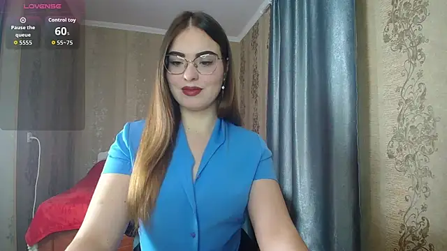 Snapshot of Leila_Kissyu chatting on February 7, 2026, 12:24 pm Leila Kissyu online show from February 7, 2026, 12:24 pm