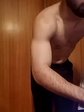 Snapshot of LucianDraven chatting on March 8, 2025, 11:28 pm LucianDraven online show from March 8, 2025, 11:28 pm