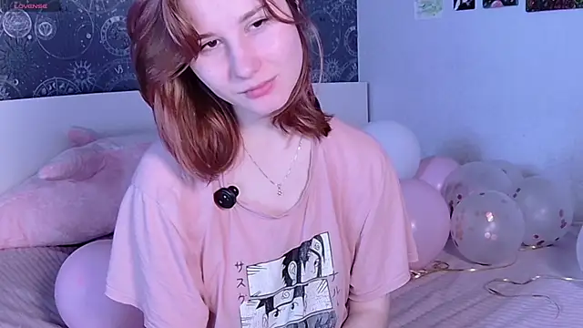 Cute Cate404 online show from April 17, 2026, 1:52 am