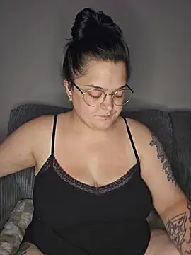 Saucy-Serenity online show from July 12, 2026, 10:32 pm