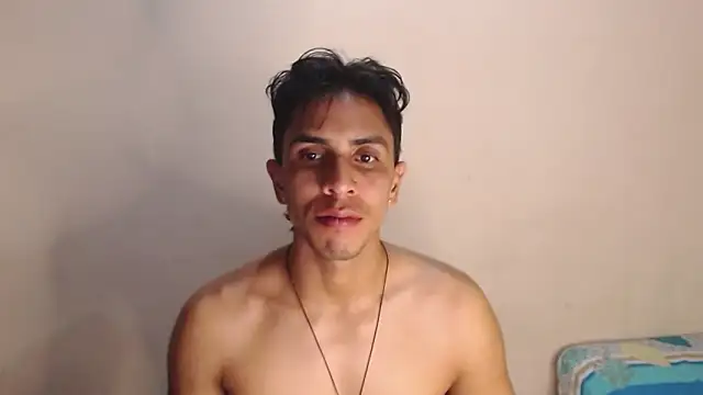 Monkey uchiha777 online show from September 30, 2025, 12:38 am