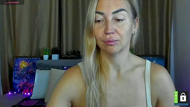 Snapshot of Kiss_julli88I chatting on October 22, 2025, 5:29 am Kiss julli88I online show from October 22, 2025, 5:29 am