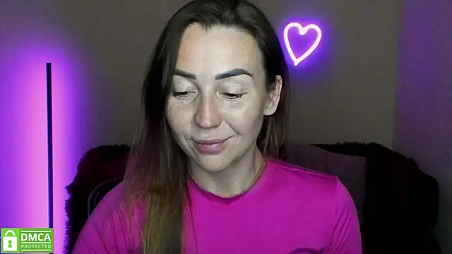 Snapshot of Kiss_julli88I chatting on March 23, 2025, 4:27 am Kiss julli88I online show from March 23, 2025, 4:27 am