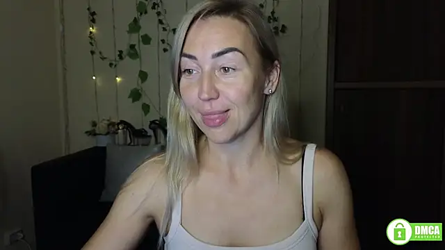 Snapshot of Kiss_julli88I chatting on September 18, 2025, 5:27 pm Kiss julli88I online show from September 18, 2025, 5:27 pm