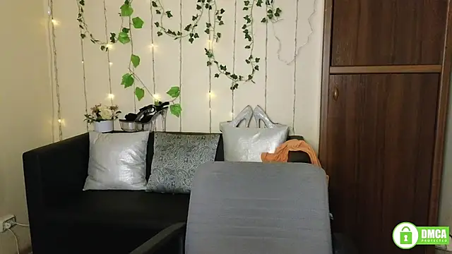 Snapshot of Kiss_julli88I chatting on September 12, 2025, 5:24 pm Kiss julli88I online show from September 12, 2025, 5:24 pm