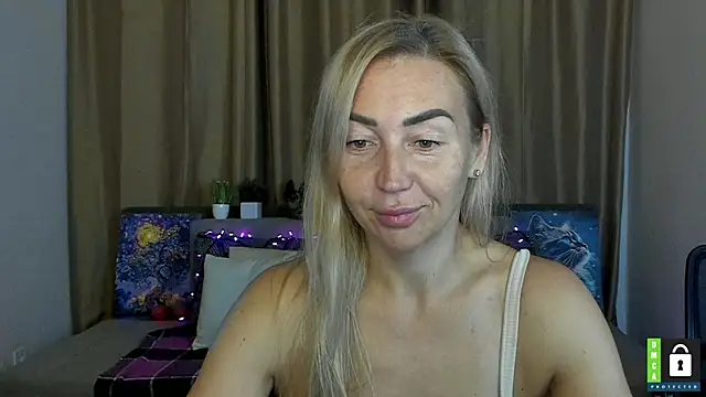 Snapshot of Kiss_julli88I chatting on October 8, 2025, 5:24 pm Kiss julli88I online show from October 8, 2025, 5:24 pm