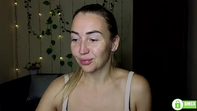 Snapshot of Kiss_julli88I chatting on October 20, 2025, 5:24 pm Kiss julli88I online show from October 20, 2025, 5:24 pm