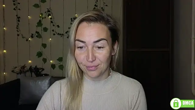 Snapshot of Kiss_julli88I chatting on November 10, 2025, 6:35 pm Kiss julli88I online show from November 10, 2025, 6:35 pm