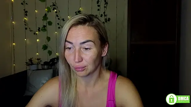 Snapshot of Kiss_julli88I chatting on September 11, 2025, 5:24 pm Kiss julli88I online show from September 11, 2025, 5:24 pm