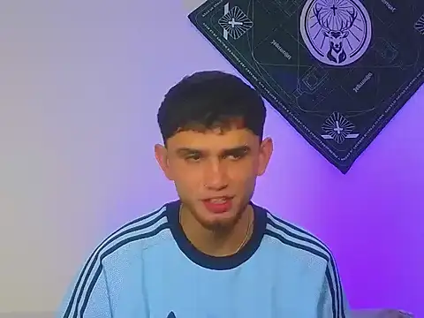 samevansx  online show from September 9, 2025, 1:42 pm