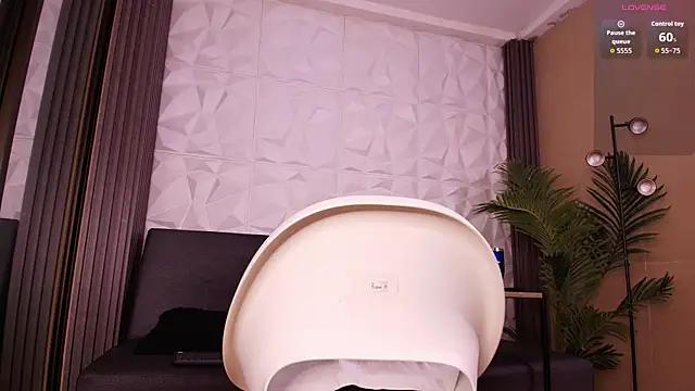 troy rouge online show from November 22, 2025, 7:13 pm