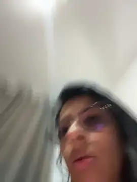 jheicylli online show from June 26, 2026, 1:06 pm