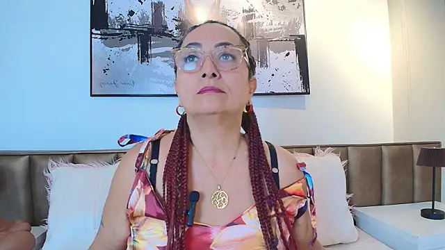 Snapshot of AlessandraLeroy chatting on June 29, 2026, 12:49 pm AlessandraLeroy online show from June 29, 2026, 12:49 pm