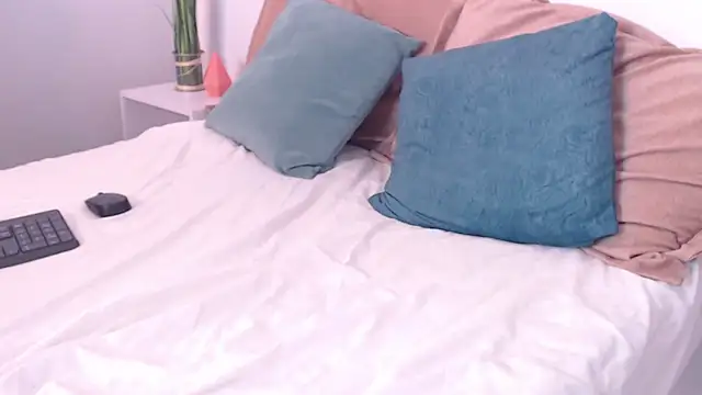 sharon rosse   online show from March 22, 2025, 3:09 pm