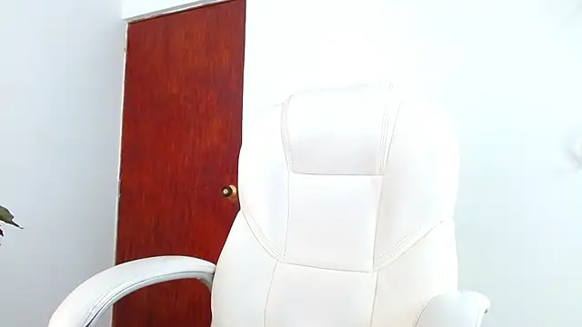 sharon rosse   online show from March 11, 2025, 12:17 pm