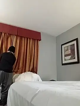 KITTYBOOBOOFUXX online show from December 3, 2025, 3:51 am