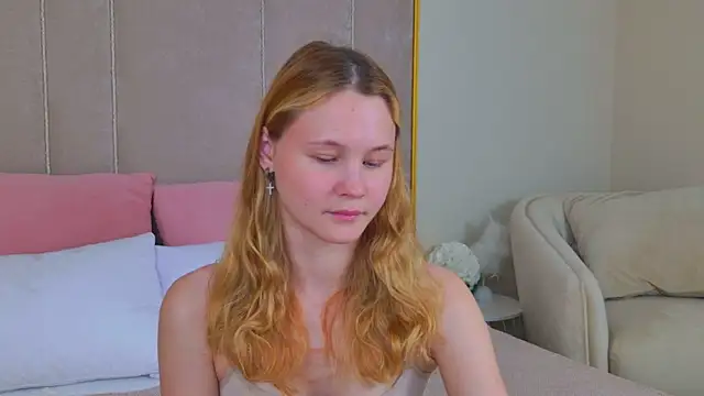 AmeliRoyse online show from June 11, 2026, 5:10 pm