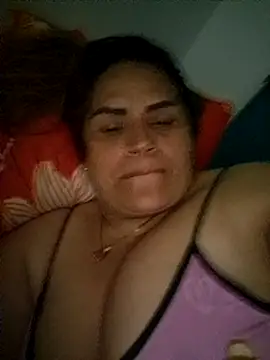 Snapshot of Milena_Foox chatting on November 5, 2025, 3:42 am Milena Foox online show from November 5, 2025, 3:42 am