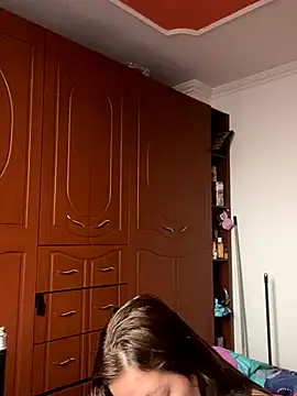 Luna-nevada online show from January 8, 2026, 1:39 pm