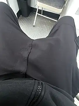 Snapshot of Gotabodiee chatting on November 13, 2025, 12:31 pm Gotabodiee online show from November 13, 2025, 12:31 pm