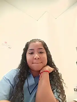 Paula6Colombia online show from February 4, 2026, 9:21 pm