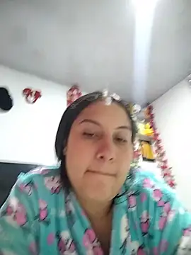 esmeralda jadees online show from July 19, 2026, 2:09 am