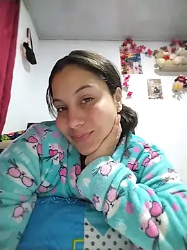 esmeralda jadees online show from July 17, 2026, 12:02 pm