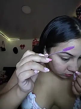 esmeralda jadees online show from July 22, 2026, 8:44 pm
