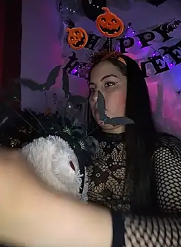 esmeralda jadees online show from October 3, 2025, 7:59 pm