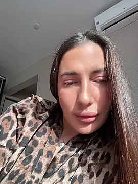 AleksandraRich online show from May 1, 2026, 1:10 am