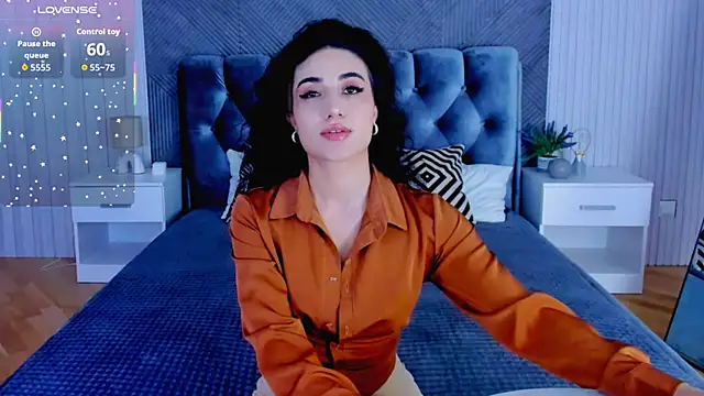 Snapshot of Maya_Rogerss chatting on December 1, 2025, 2:29 pm Maya Rogerss online show from December 1, 2025, 2:29 pm