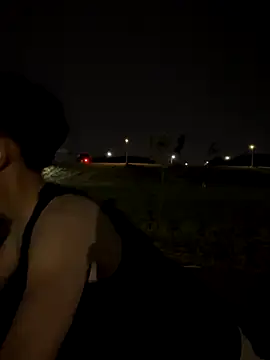 Snapshot of chipboo chatting on October 6, 2025, 3:24 pm chipboo online show from October 6, 2025, 3:24 pm