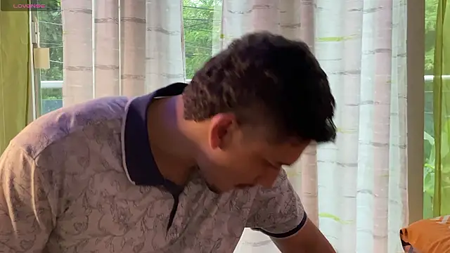 chicoinhibido online show from February 23, 2026, 10:43 pm