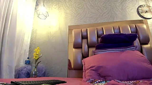 ANA-BULLOCK- online show from January 11, 2026, 12:12 pm