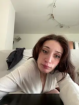 laprincesa2punto0 online show from March 17, 2025, 2:56 pm