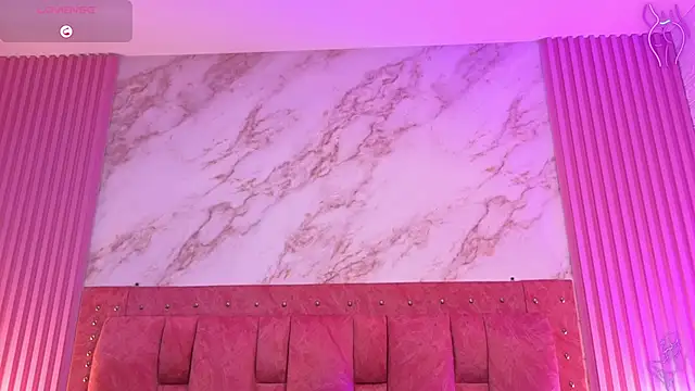 goldilockss15 online show from February 5, 2026, 3:24 am