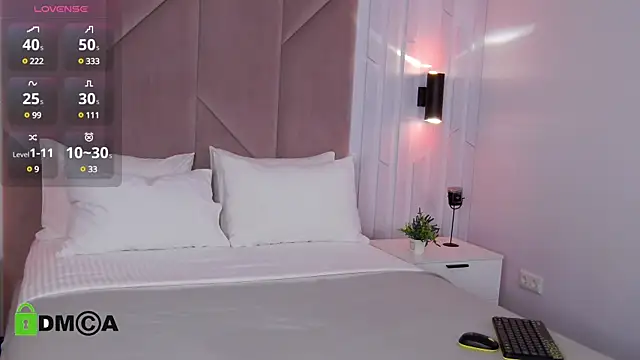 NikaDines online show from March 9, 2025, 5:00 am