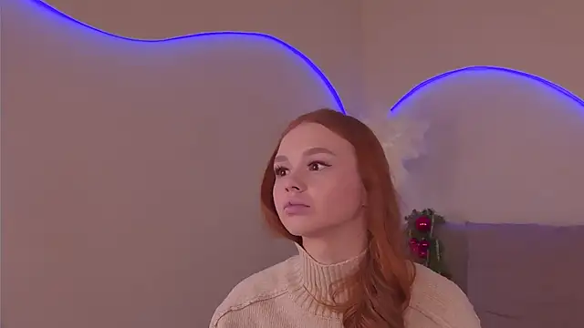 MiraBliss online show from December 14, 2025, 6:35 pm