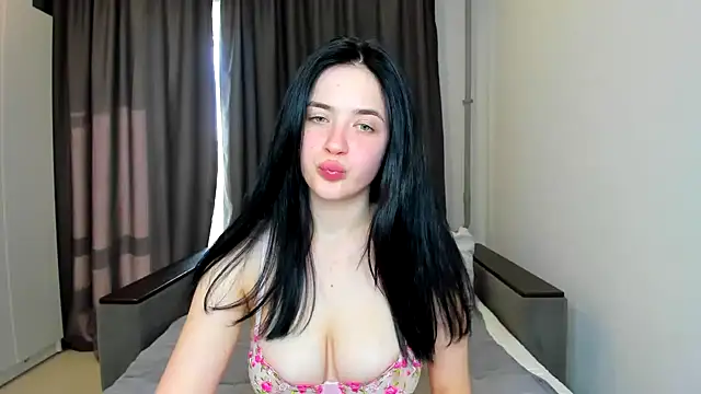 Minx Night CityXq online show from May 27, 2026, 1:57 am
