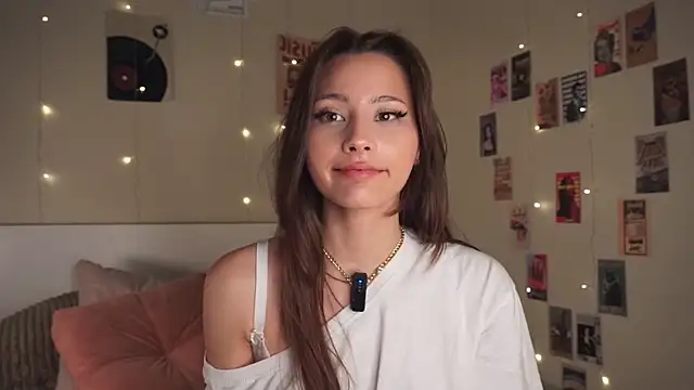 EditaBails online show from September 30, 2025, 6:58 pm