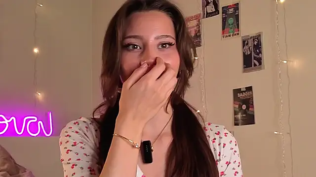 EditaBails online show from September 20, 2025, 6:46 pm