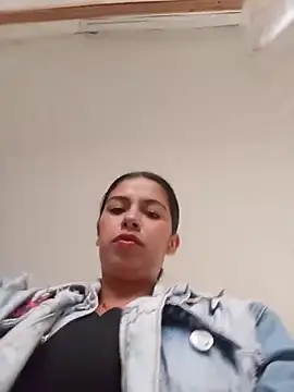 Nathaly 12 online show from May 21, 2026, 6:05 pm