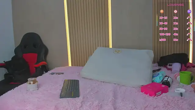 stephany summer online show from September 20, 2025, 12:32 pm