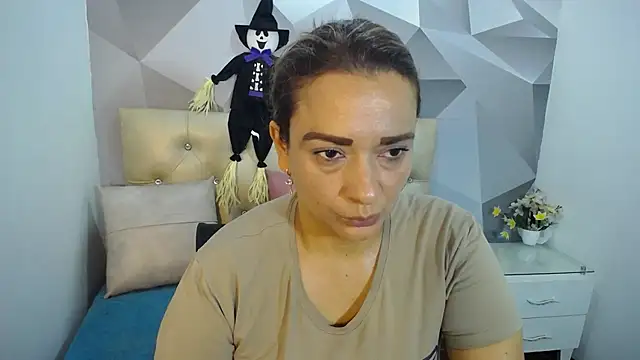 Milf-Prettyboobs online show from October 30, 2025, 10:57 am