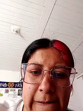 DaniPoison online show from February 15, 2026, 1:10 pm